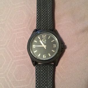 Black and silver Guess watch!
